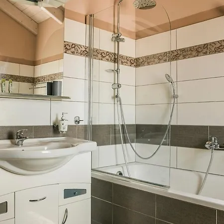 Orientview Loft Apartament